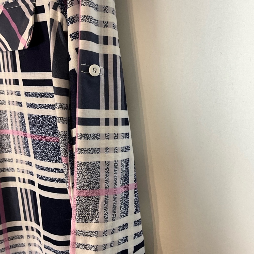 Moyabo Blouse Size M Navy and Pink Plaid Front Zip Button tab Sleeves - Picture 9 of 9